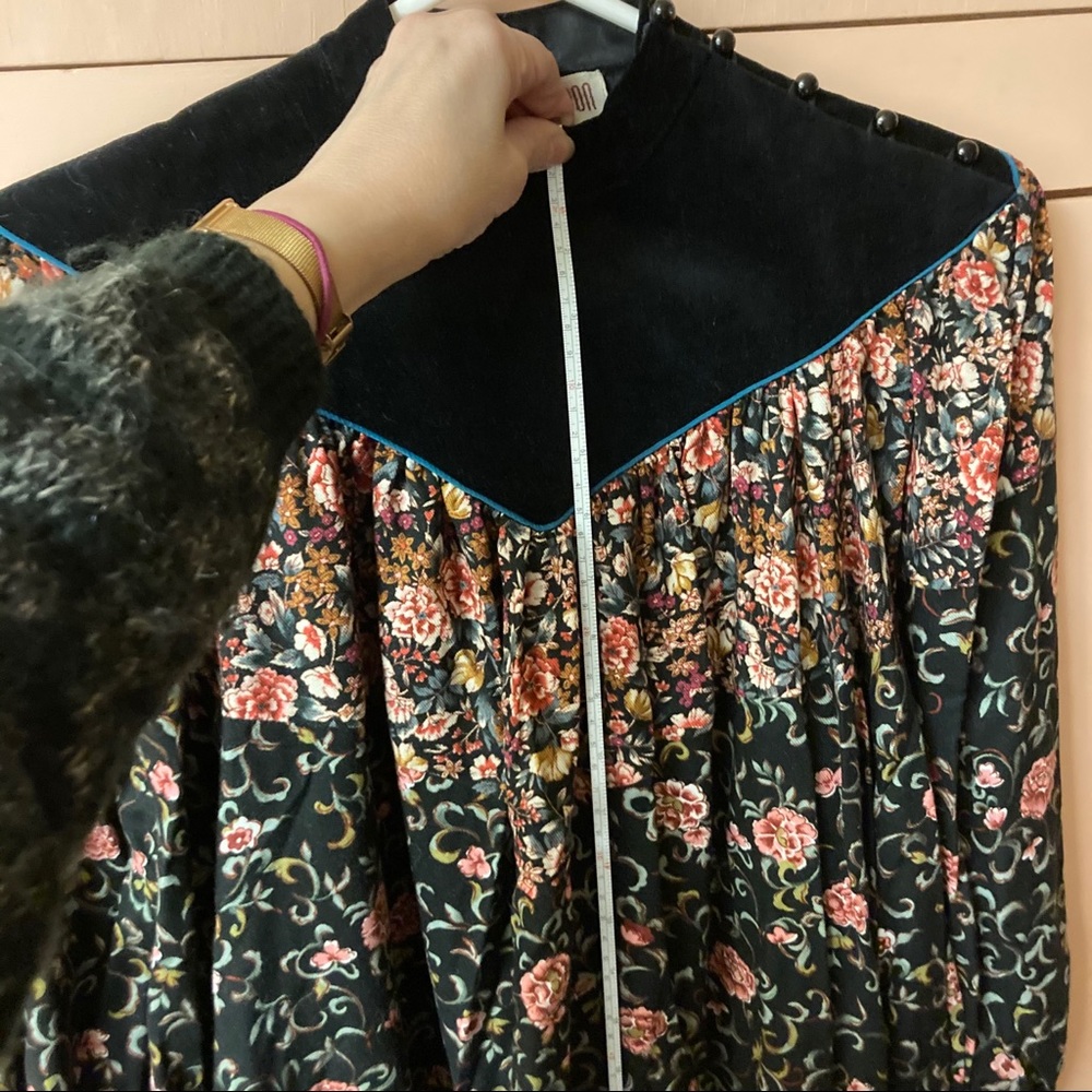 🏆Host Pick🏆 Amazing Vintage Maggy London Dress - Picture 12 of 16